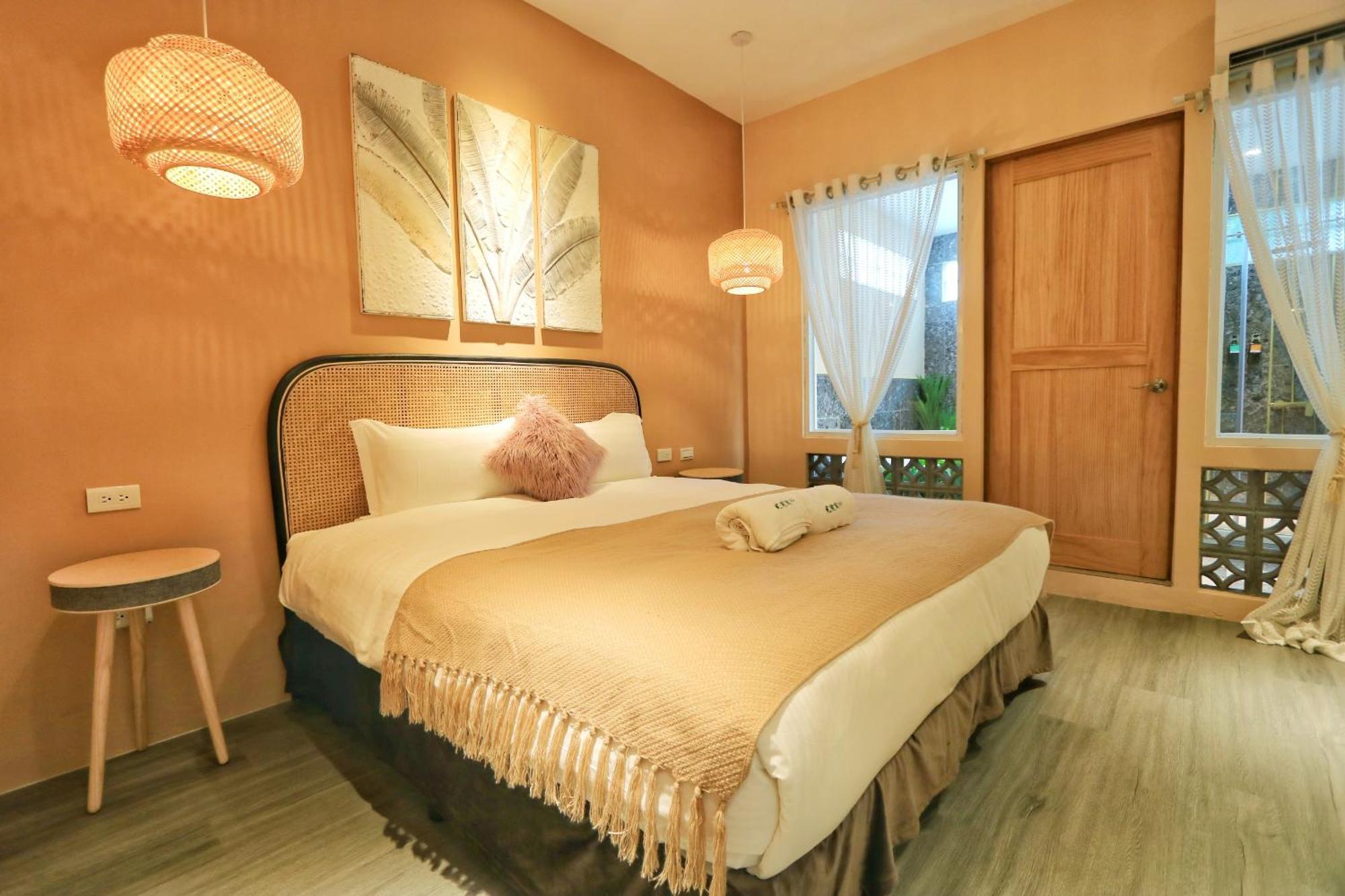 E-Ping Castle Hotel Nanwan Extérieur photo