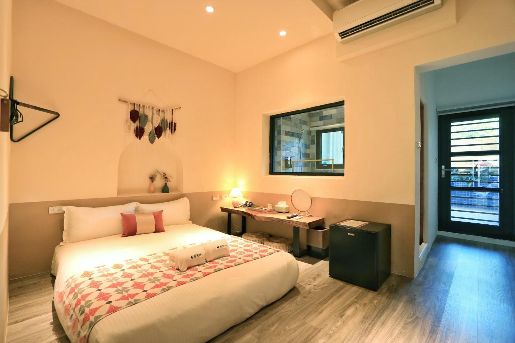 E-Ping Castle Hotel Nanwan Extérieur photo